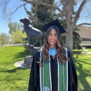 Meet your Posher, Andrya